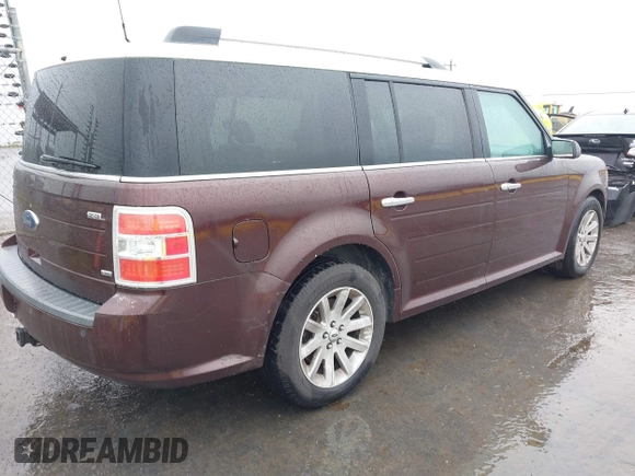 2009 Ford Flex SEL with VIN 2FMEK62C19BA07444, listed as a IAAI auction lot 41794997 with 188,867 mi miles. Bid and sale history available at carsss.com. Image 4.
