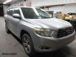 2009 Toyota Highlander Sport with VIN JTEDS43A192069963, listed as a IAAI auction lot 41583196 with 225,603 mi miles. Bid and sale history available at carsss.com. Image 1.