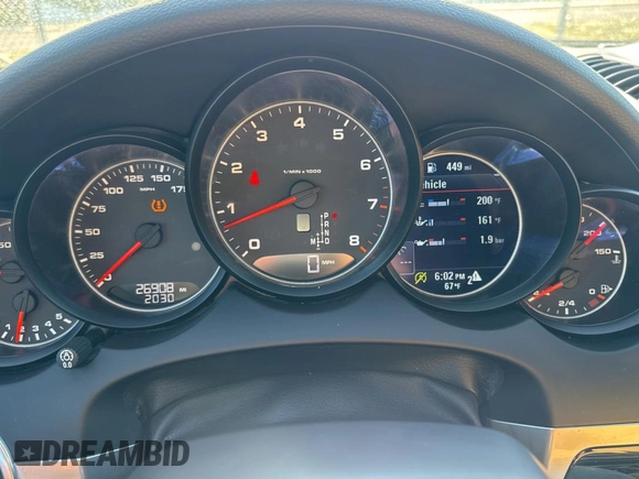 2018 Porsche Cayenne с VIN WP1AA2A22JKA07419, выставлен на аукционе Copart как лот 55361725 с пробегом 26 908 миль миль и Списание • Salvage title. История ставок и продаж доступна на DreamBid. Изображение 8.