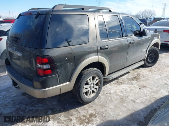 2008 Ford Explorer Eddie Bauer with VIN 1FMEU74818UA03864, listed as a IAAI auction lot 41370466 with 216,863 mi miles. Bid and sale history available at carsss.com. Image 4.