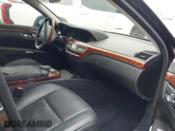 2008 Mercedes-Benz S 550 with VIN WDDNG86X48A219544, listed as a IAAI auction lot 41922931 with 150,129 mi miles and . Bid and sale history available at carsss.com. Image 5.