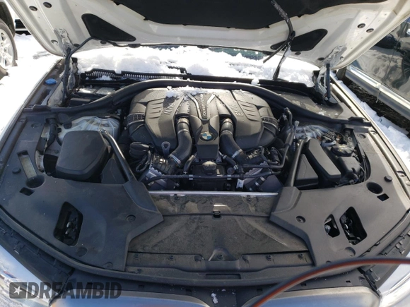 2018 BMW 5 Series M550i xDrive с VIN WBAJB9C59JB050103, выставлен на аукционе Copart как лот 44687215 с пробегом Не указан миль и Списание • Salvage title. История ставок и продаж доступна на DreamBid. Изображение 11.