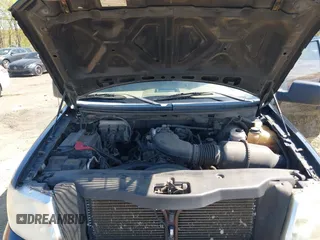 2005 Ford F-150 XLT with VIN 1FTRW12W65FB12867, listed as a IAAI auction lot 42143592 with 182,481 mi miles and . Bid and sale history available at DreamBid. Image 10.