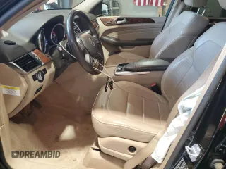 2013 Mercedes-Benz M 350 z VIN 4JGDA5HB9DA235154, wystawiony jako Copart lot #57593255 z przebiegiem 70 563 mil mil oraz Szkody całkowita. Historia ofert i sprzedaży dostępna na DreamBid. Obrazek 7.