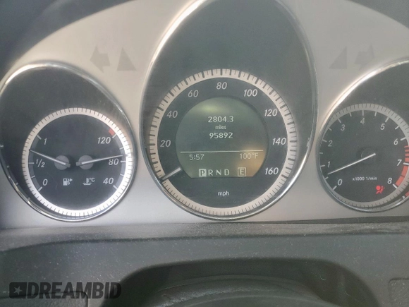 2011 Mercedes-Benz C 300 Sport z VIN WDDGF5EB6BR153278, wystawiony jako Copart lot #61150975 z przebiegiem 95 892 mil mil oraz Szkoda całkowita • Salvage title. Historia ofert i sprzedaży dostępna na DreamBid. Obrazek 9.