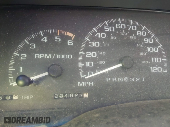 2000 GMC Denali with VIN 1GKEK13R7YR159609, listed as a IAAI auction lot 41828674 with 231,627 mi miles. Bid and sale history available at carsss.com. Image 7.