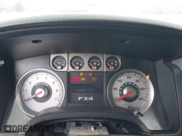 2009 Ford F-150 XL z VIN 1FTPW14V49KC59679, wystawiony jako IAAI lot #42524021 z przebiegiem 166 680 mil mil oraz . Historia ofert i sprzedaży dostępna na DreamBid. Obrazek 7.