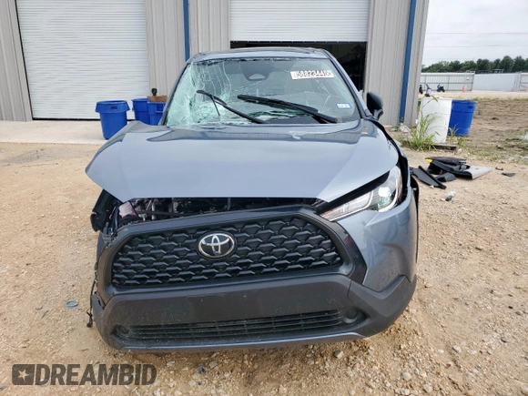 2025 Toyota Corolla Cross L with VIN 7MUAAAAG1SV130393, listed as a Copart auction lot 58823445 with 1,716 mi miles and Clean title. Bid and sale history available at DreamBid. Image 5.
