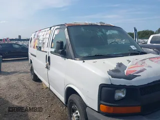 2005 Chevrolet Express Cargo Van with VIN 1GCGG29VX51200468, listed as a IAAI auction lot 40363424 with 999,999 mi miles. Bid and sale history available at carsss.com. Image 6.
