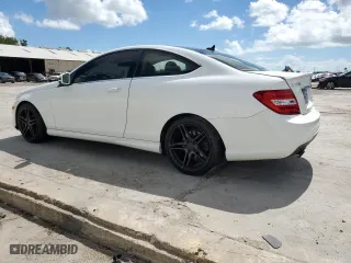 2015 Mercedes-Benz C-Class C 250 with VIN WDDGJ4HB2FG435343, listed as a Copart auction lot 60967454 with 122,230 mi miles and Salvage Title. Bid and sale history available at carsss.com. Image 2.