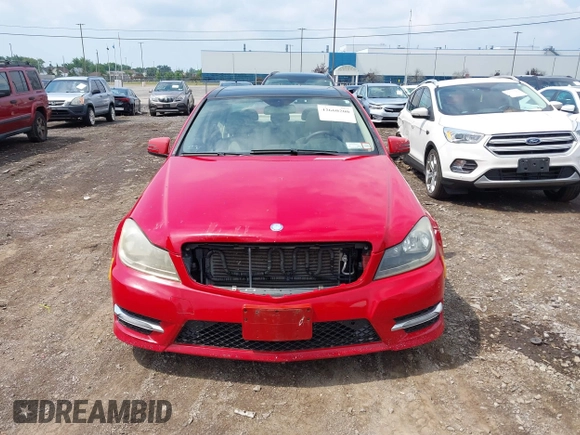2012 Mercedes-Benz C 300 Sport с VIN WDDGF8BB8CR207493, выставлен на аукционе IAAI как лот 42660200 с пробегом 193 504 миль миль и . История ставок и продаж доступна на DreamBid. Изображение 12.