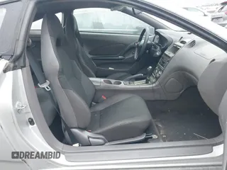 2002 Toyota Celica GT z VIN JTDDR32T420128325, wystawiony jako IAAI lot #41415924 z przebiegiem 256 994 mil mil oraz . Historia ofert i sprzedaży dostępna na DreamBid. Obrazek 5.