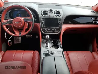 2018 Bentley Bentayga Signature z VIN SJAAC2ZVXJC016875, wystawiony jako Copart lot #56658603 z przebiegiem 44 094 mil mil oraz . Historia ofert i sprzedaży dostępna na DreamBid. Obrazek 8.