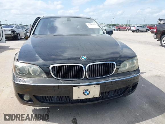 2008 BMW 7 Series 750Li with VIN WBAHN83588DT81043, listed as a IAAI auction lot 42108479 with 141,499 mi miles and . Bid and sale history available at carsss.com. Image 13.