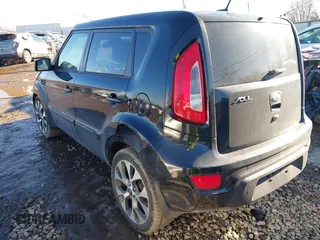 2013 Kia Soul ! with VIN KNDJT2A6XD7539247, listed as a IAAI auction lot 41452416 with 378,887 mi miles. Bid and sale history available at carsss.com. Image 3.