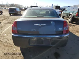 2007 Chrysler 300 C z VIN 2C3LK63H47H714753, wystawiony jako Copart lot #79659704 z przebiegiem 225 292 mil mil oraz Czysty tytuł • Clean title. Historia ofert i sprzedaży dostępna na DreamBid. Obrazek 6.