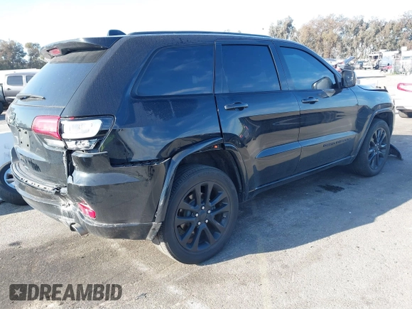 2018 Jeep Grand Cherokee Altitude with VIN 1C4RJEAG2JC430688, listed as a IAAI auction lot 41851808 with 82,959 mi miles. Bid and sale history available at carsss.com. Image 4.