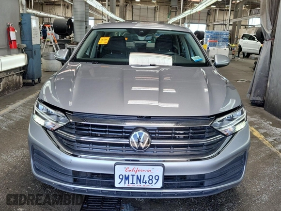 2024 Volkswagen Jetta S with VIN 3VW5M7BU6RM073190, listed as a IAAI auction lot 42844463 with 33,096 mi miles and . Bid and sale history available at DreamBid. Image 17.