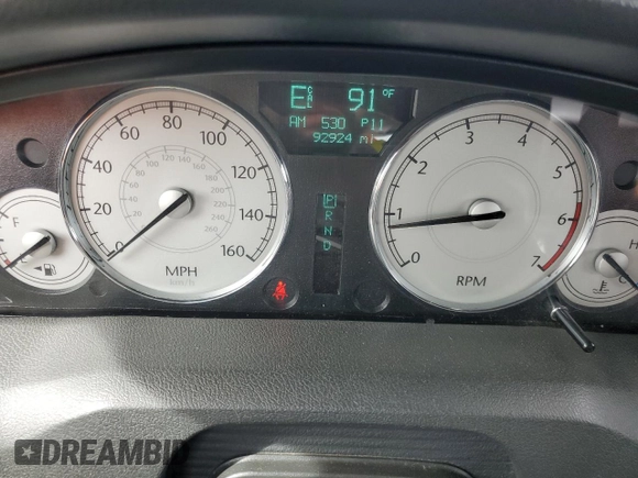 2006 Chrysler 300 C with VIN 2C3LA63H36H281427, listed as a Copart auction lot 46303335 with 92,924 mi miles and Salvage Title. Bid and sale history available at carsss.com. Image 9.
