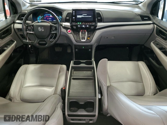 2020 Honda Odyssey Touring with VIN 5FNRL6H87LB006802, listed as a Copart auction lot 75322104 with 49,309 mi miles and Salvage Title. Bid and sale history available at DreamBid. Image 8.