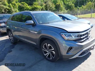 2020 Volkswagen Atlas SEL Premium z VIN 1V2NE2CA0LC224717, wystawiony jako IAAI lot #42151750 z przebiegiem 47 544 mil mil oraz . Historia ofert i sprzedaży dostępna na DreamBid. Obrazek 1.