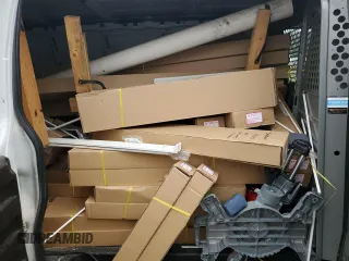 2019 Chevrolet Express Cargo z VIN 1GCWGBFG4K1185639, wystawiony jako Copart lot #88564825 z przebiegiem Nie podano mil oraz Szkoda całkowita • Salvage title. Historia ofert i sprzedaży dostępna na DreamBid. Obrazek 11.