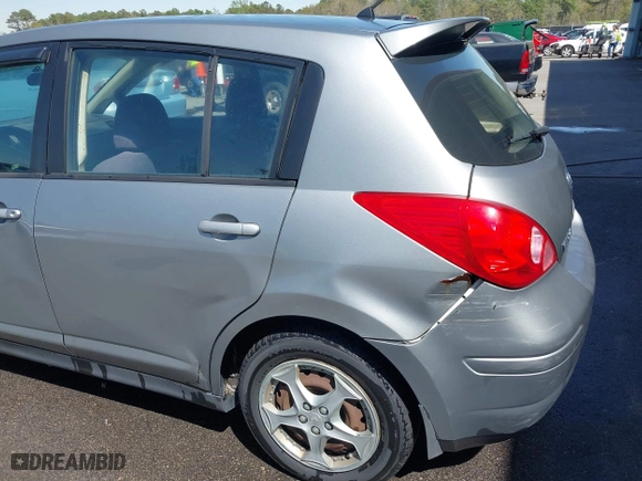 2008 Nissan Versa 1.8 S with VIN 3N1BC13E88L387251, listed as a IAAI auction lot 41851577 with 275,098 mi miles. Bid and sale history available at carsss.com. Image 6.