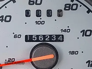 2001 Ford Explorer Sport z VIN 1FMYU60E31UA55876, wystawiony jako IAAI lot #41377766 z przebiegiem 156 234 mil mil oraz . Historia ofert i sprzedaży dostępna na DreamBid. Obrazek 15.