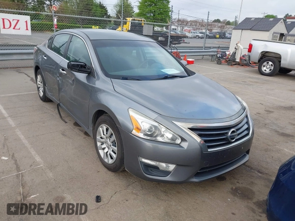 2014 Nissan Altima S with VIN 1N4AL3AP5EC404061, listed as a IAAI auction lot 41965252 with 121,049 mi miles and . Bid and sale history available at carsss.com. Image 1.