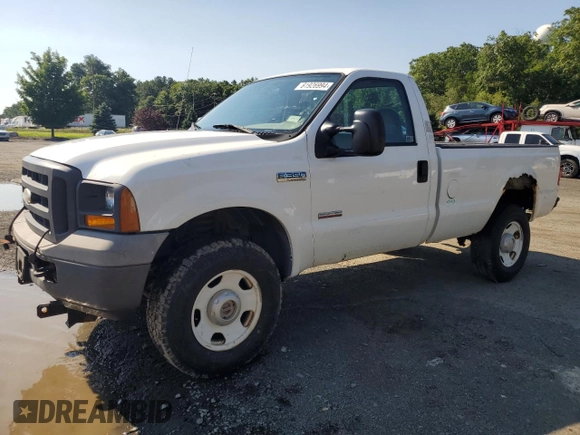 2005 Ford F-350 XL with VIN 1FTWF31P95EB83561, listed as a Copart auction lot 61926994 with 195,588 mi miles and Clean title. Bid and sale history available at DreamBid. Image 1.