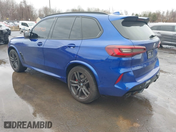 2022 BMW X5 M z VIN 5YMJU0C03N9M51891, wystawiony jako IAAI lot #41737922 z przebiegiem 35 725 mil mil oraz . Historia ofert i sprzedaży dostępna na DreamBid. Obrazek 3.