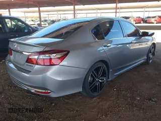 2017 Honda Accord Sedan Sport with VIN 1HGCR2F55HA124919, listed as a IAAI auction lot 41842118 with 116,136 mi miles. Bid and sale history available at carsss.com. Image 4.
