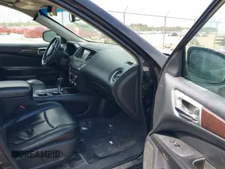 2014 Nissan Pathfinder SV with VIN 5N1AR2MN3EC605904, listed as a IAAI auction lot 41908619 with 322,995 mi miles. Bid and sale history available at carsss.com. Image 5.
