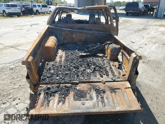 2002 GMC Sonoma SLS with VIN 1GTDT13W92K140585, listed as a Copart auction lot 68812404 with Not Provided miles and Non Repairable. Bid and sale history available at carsss.com. Image 6.