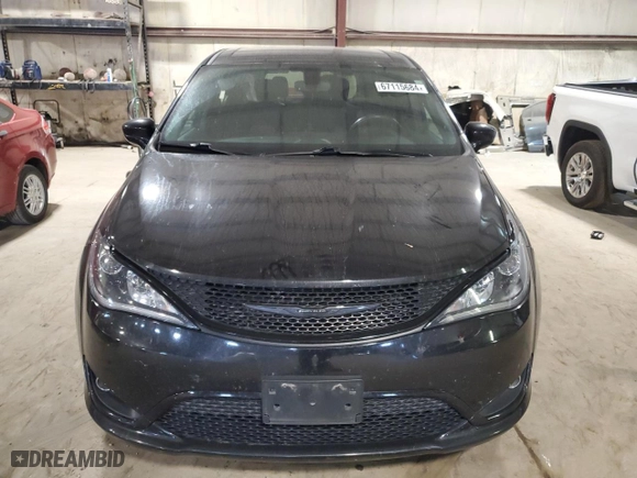 2020 Chrysler Pacifica Touring with VIN 2C4RC1FG1LR287366, listed as a Copart auction lot 88038175 with 106,686 mi miles and Salvage Title. Bid and sale history available at carsss.com. Image 5.