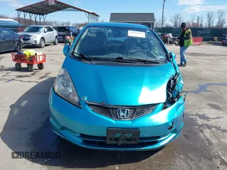 2012 Honda Fit с VIN JHMGE8H33CC009807, выставлен на аукционе IAAI как лот 41814176 с пробегом 88 612 миль миль и . История ставок и продаж доступна на DreamBid. Изображение 12.