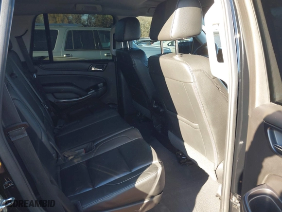 2019 Chevrolet Tahoe LT with VIN 1GNSKBKC2KR365355, listed as a IAAI auction lot 41032993 with 250,419 mi miles. Bid and sale history available at carsss.com. Image 8.