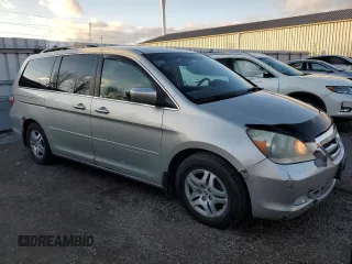 2005 Honda Odyssey TOURING with VIN 5FNRL388X5B503473, listed as a Copart auction lot 84822944 with 247,028 mi miles and Clean Title. Bid and sale history available at carsss.com. Image 4.