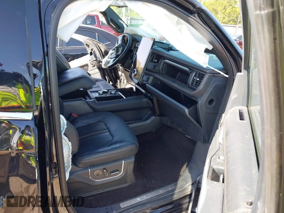 2023 Ford Expedition Max Platinum with VIN 1FMJK1M89PEA39845, listed as a IAAI auction lot 42071231 with Not provided miles and . Bid and sale history available at DreamBid. Image 5.