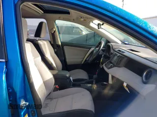 2018 Toyota RAV4 XLE with VIN JTMWFREV1JJ736877, listed as a IAAI auction lot 42072222 with 43,004 mi miles and . Bid and sale history available at carsss.com. Image 5.