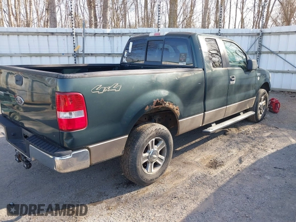 2005 Ford F-150 XLT with VIN 1FTPX14505FB72622, listed as a IAAI auction lot 41823532 with 165,918 mi miles. Bid and sale history available at carsss.com. Image 4.