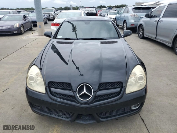 2009 Mercedes-Benz SLK-Class 3.5L with VIN WDBWK58F09F191194, listed as a Copart auction lot 74602444 with 0 mi miles and Non Repairable. Bid and sale history available at carsss.com. Image 5.