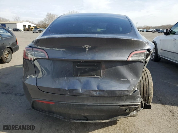 2023 Tesla Model Y Long Range with VIN 7SAYGDEE6PF841748, listed as a Copart auction lot 43748195 with 22,563 mi miles and Salvage Title. Bid and sale history available at carsss.com. Image 6.
