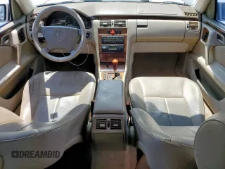 1999 Mercedes-Benz E 320 z VIN WDBJF65H4XA790071, wystawiony jako Copart lot #58670245 z przebiegiem 285 571 mil mil oraz Czysty tytuł • Clean title. Historia ofert i sprzedaży dostępna na DreamBid. Obrazek 8.