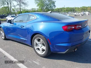 2019 Chevrolet Camaro 1LT z VIN 1G1FB1RX0K0113565, wystawiony jako IAAI lot #42175903 z przebiegiem 56 946 mil mil oraz . Historia ofert i sprzedaży dostępna na DreamBid. Obrazek 3.