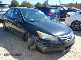 2012 Honda Accord SE z VIN 1HGCP2F64CA163282, wystawiony jako IAAI lot #41777461 z przebiegiem 111 975 mil mil oraz . Historia ofert i sprzedaży dostępna na DreamBid. Obrazek 1.