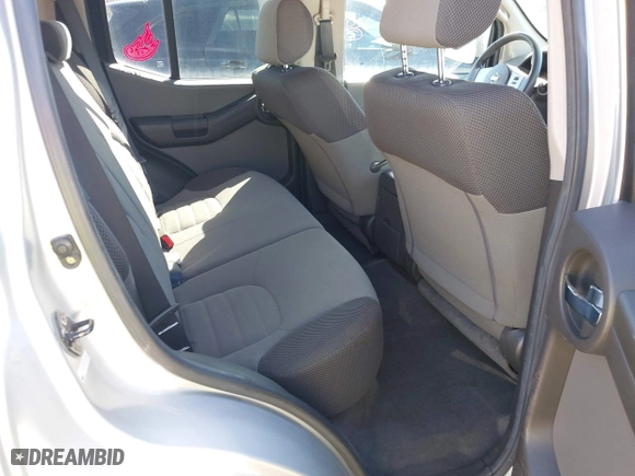 2006 Nissan Xterra X with VIN 5N1AN08W56C505369, listed as a IAAI auction lot 41866753 with 189,692 mi miles. Bid and sale history available at carsss.com. Image 8.