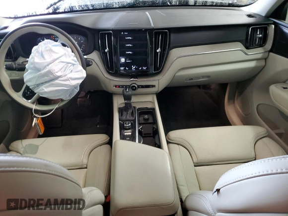 2021 Volvo XC60 Inscription с VIN YV4102DLXM1737403, выставлен на аукционе Copart как лот 84945084 с пробегом 19 900 миль миль и Списание • Salvage title. История ставок и продаж доступна на DreamBid. Изображение 8.