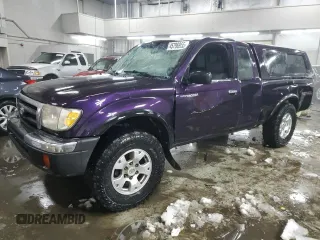 1998 Toyota Tacoma with VIN 4TAWN72N0WZ135590, listed as a Copart auction lot 45796955 with 241,581 mi miles and Salvage Title. Bid and sale history available at DreamBid. Image 1.