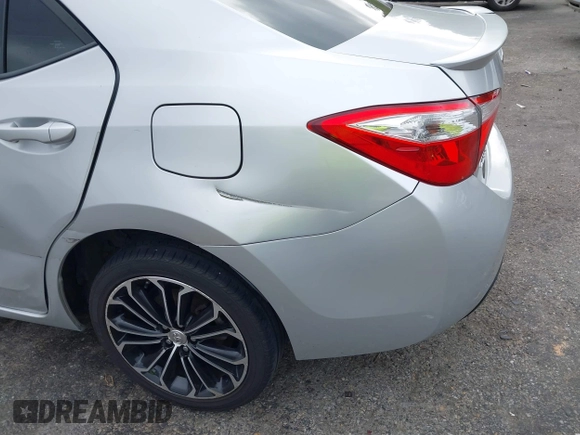 2015 Toyota Corolla L с VIN 5YFBURHEXFP330955, выставлен на аукционе IAAI как лот 42063316 с пробегом 215 114 миль миль и . История ставок и продаж доступна на DreamBid. Изображение 17.